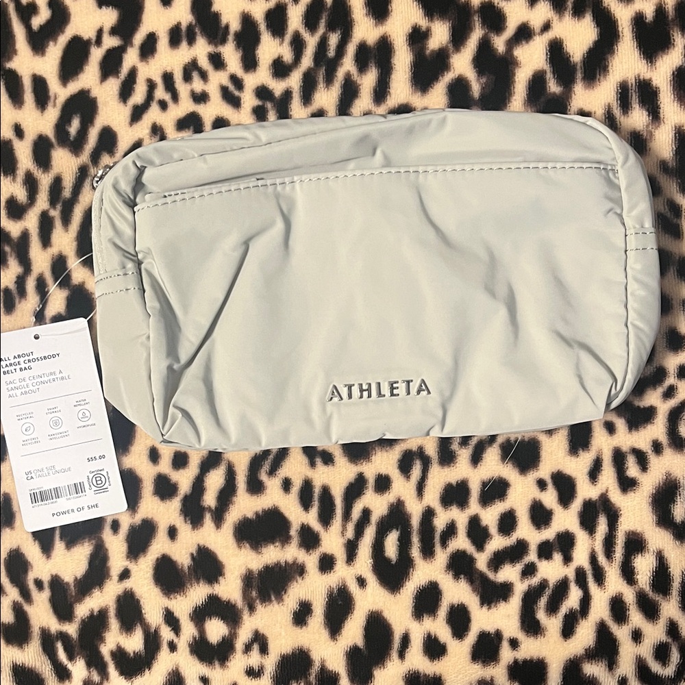 🌸 Athleta Shoulder/Waist Pouch 🌸